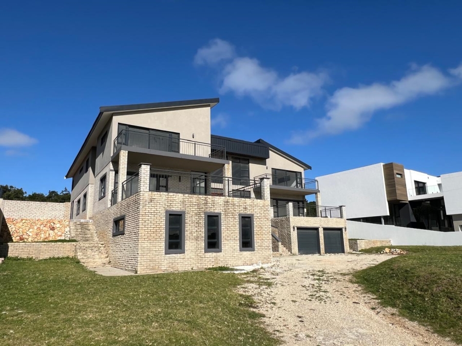 5 Bedroom Property for Sale in Royalston Residential Estate and Wildlife Reserve Eastern Cape
